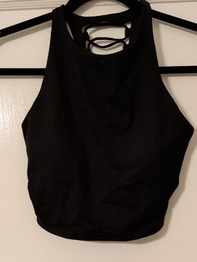 ALO Yoga Black Movement Bra Top In Black Size XS
